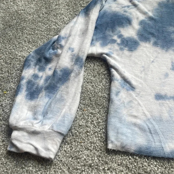 Kittenish blue/white tie dye cropped lightweight hoodie - Picture 3 of 7
